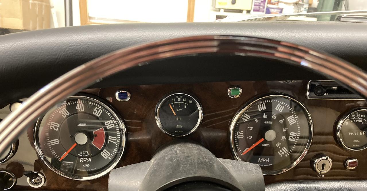 gauges_installed.jpg